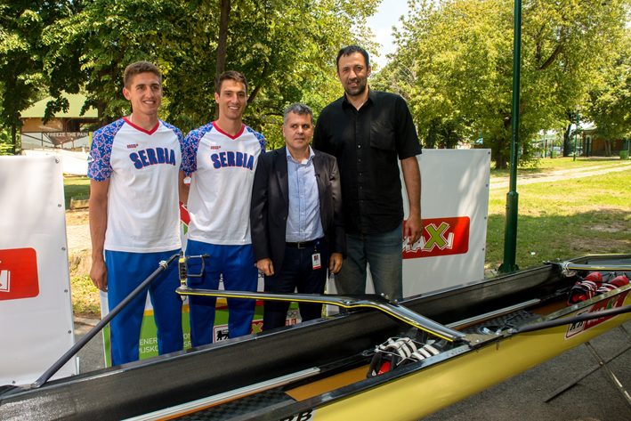 Urucivanje camca veslacima