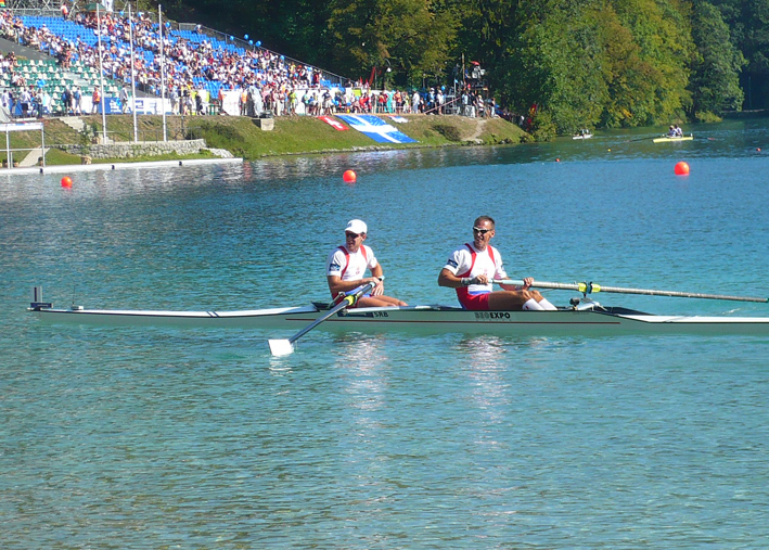 dvojac bez kormilara