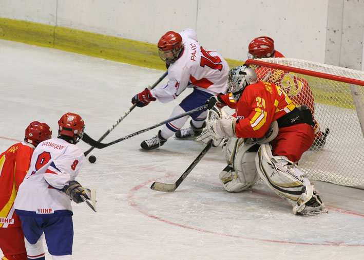 HOKEJ-CHN-SRB_05
