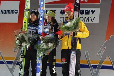 zene_ski_skokovi_prve_medalje