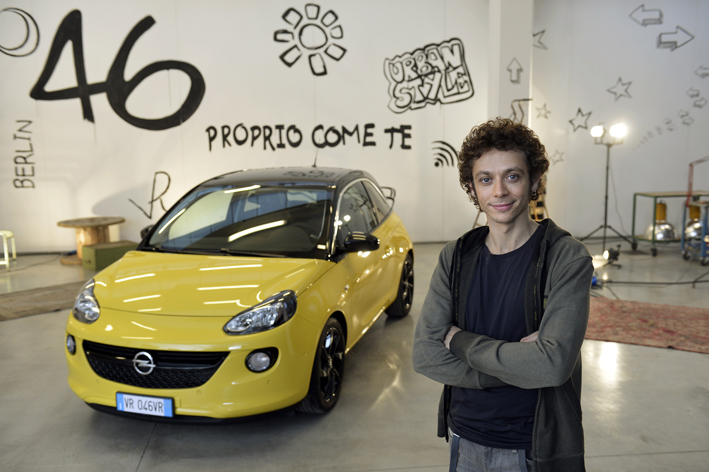 Opel ADAM i Valentino Rossi 1