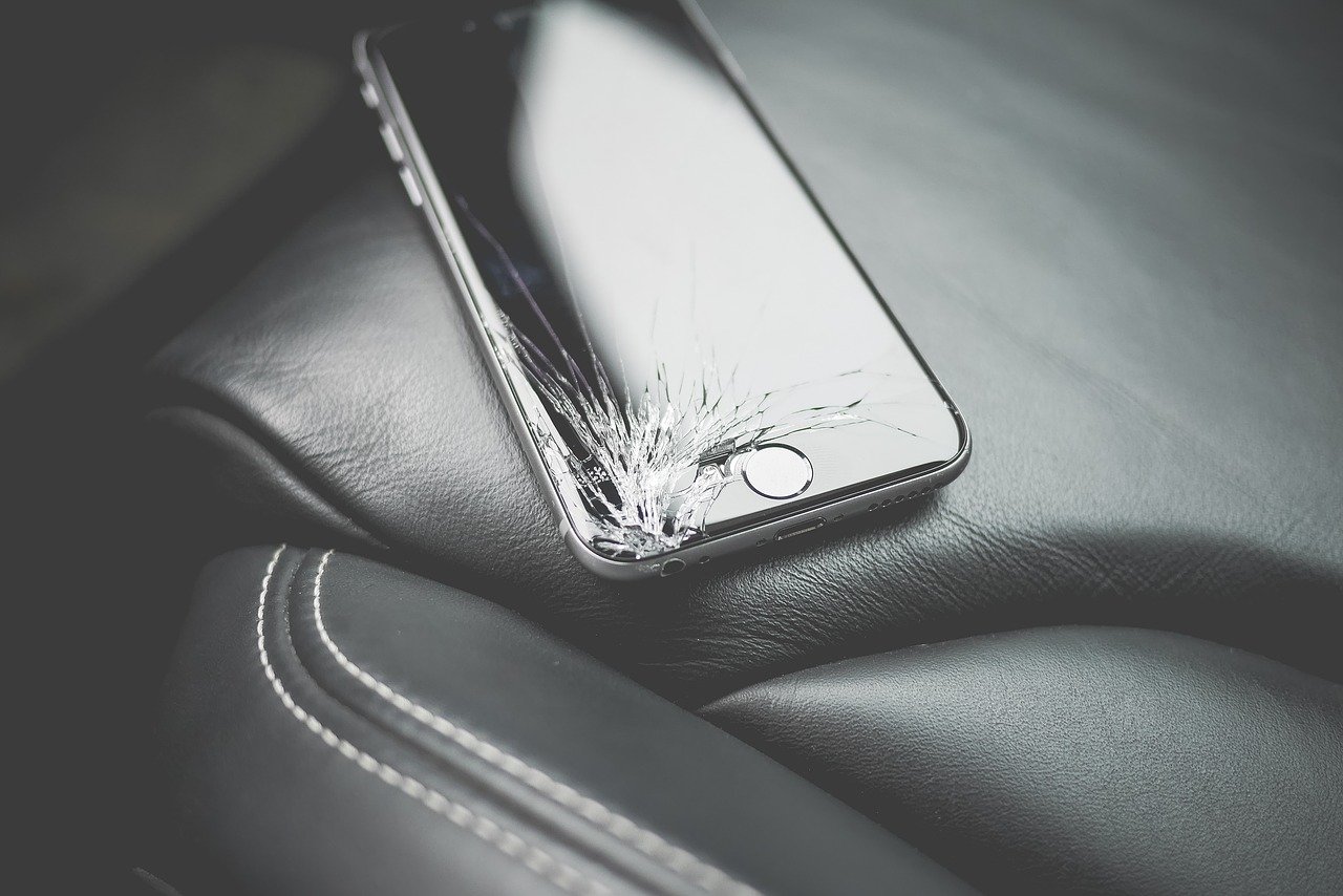 Nekoliko načina da zaštitite mobilni telefon od fizičkih oštećenja