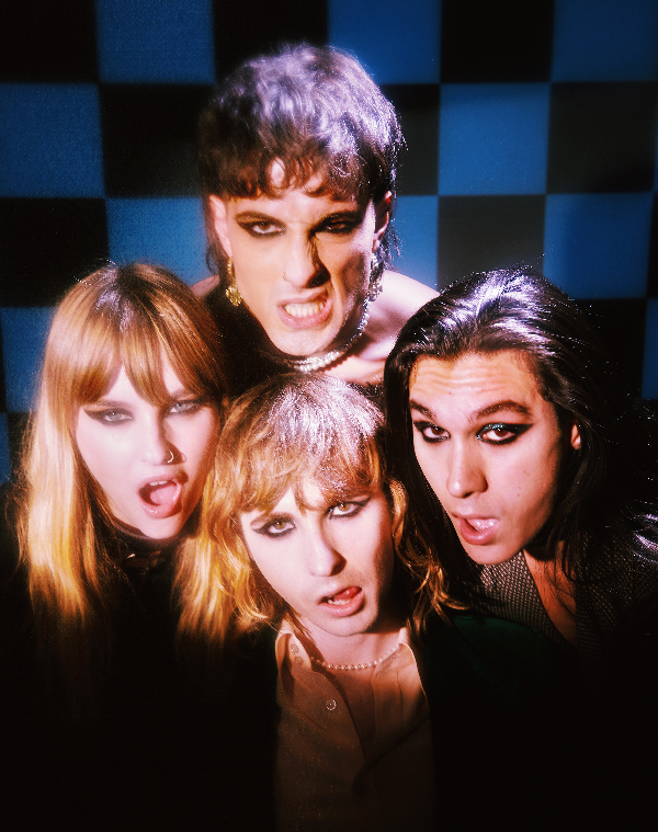 Måneskin odložili evropsku turneju