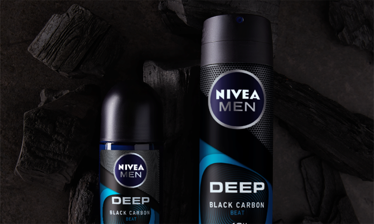 Oslobodite svoja čula uz nenadmašnu svežinu NIVEA MEN Deep Beat antiperspiranta u spreju i roll-onu