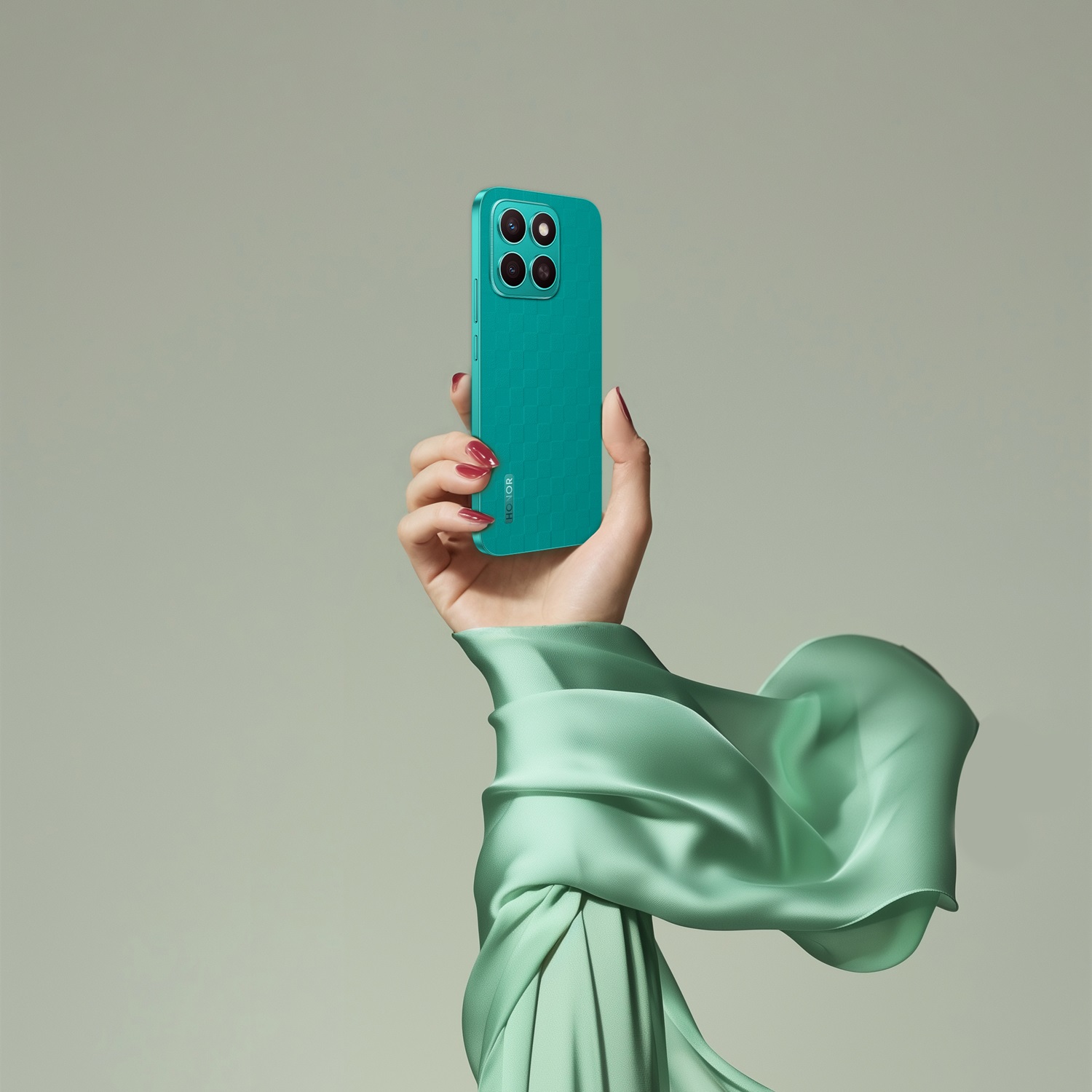 Elegantan, moćan, neodoljiv - upoznajte HONOR X8c!