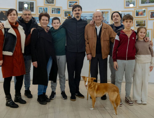 Otvorena izložba „Porodica vetra“ Stefana Đorđevića u prepunoj Filmskoj galeriji Dvorane Kulturnog centra Beograda