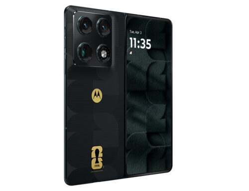 Telefon koji te vodi na Svetsko prvenstvo – motorola razr fold FIFA World Cup 26™ Edition
