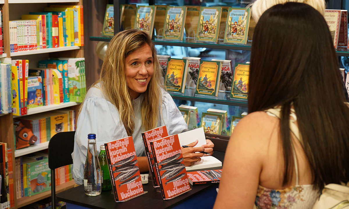 Novi hit roman Milice Vučković obeležio otvaranje knjižare „Dobrica Ćosić“ na novoj lokaciji