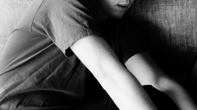 Euforija ima i svoju nežnu stranu: Troye Sivan predstavlja „She’s the Best”! 