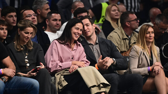 Ana Ivanović u Beogradskoj areni na derbiju Evrolige (FOTO)